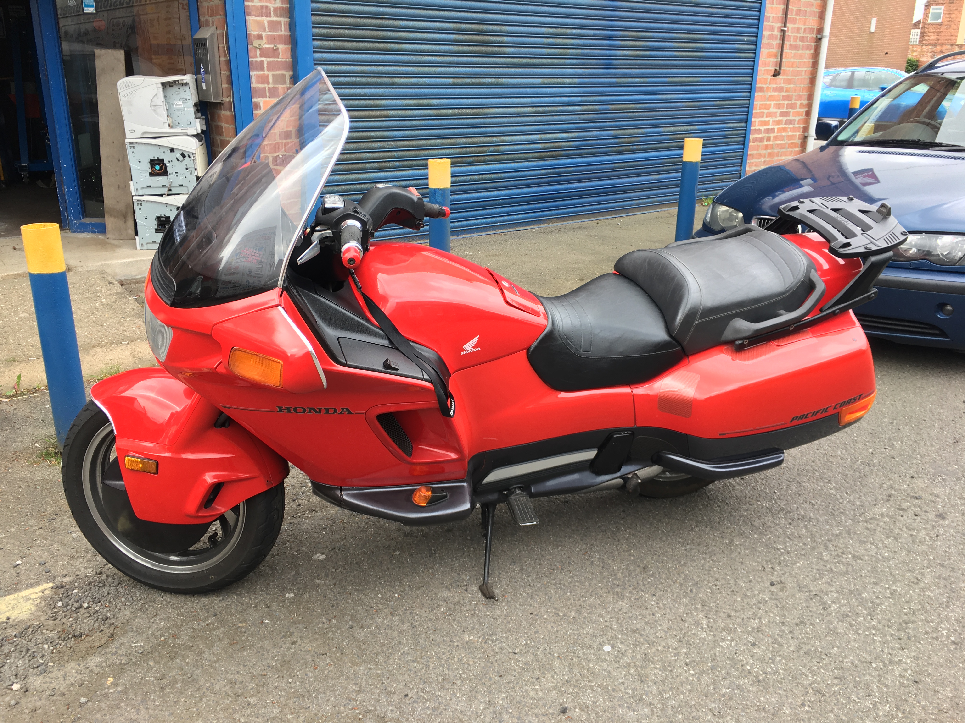 Honda PC800 RC51 Pacific Coast Motorcycle motorbike Low miles for sale 1996   miles Derbyshire UK